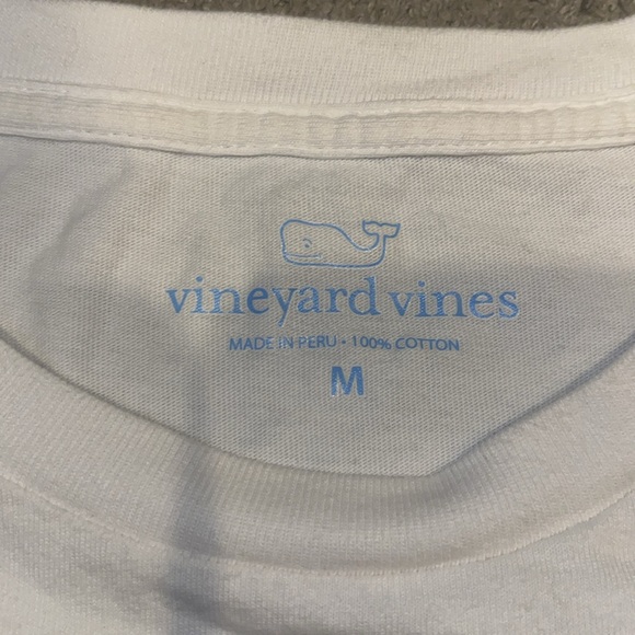 Vineyard Vines x Discovery shark week long sleeve T-shirt - Picture 3 of 6